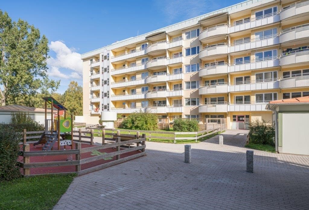 Granrisvägen 31 A i Örebro