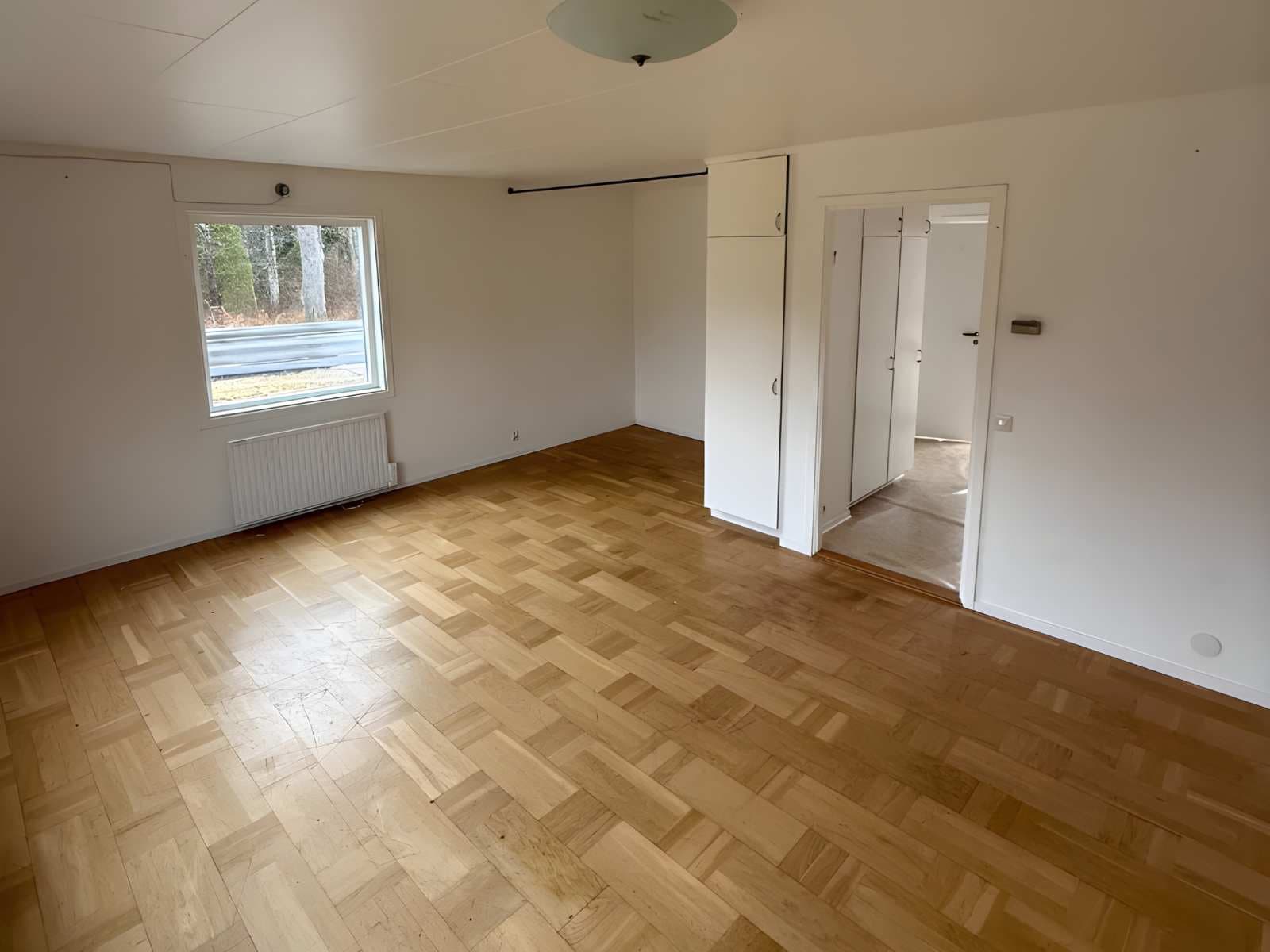 Bredingevägen 10A i Pjätteryd