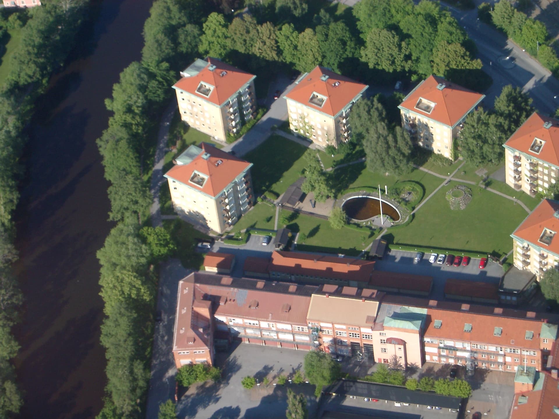 Väståstrand 1 i Örebro