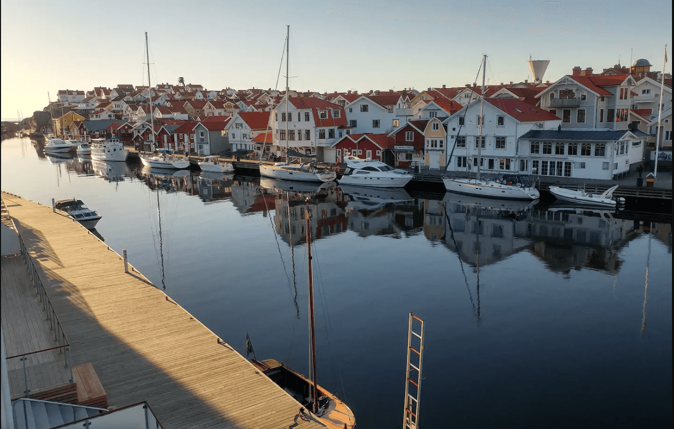 Tunnbindarvägen i Smögen