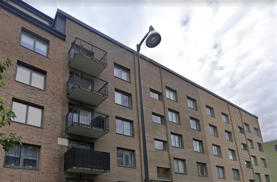 Oxenstiernas allé 15 i Sundbyberg