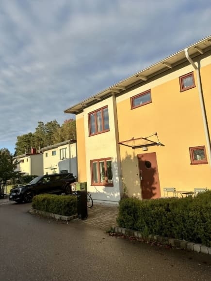 Målarprinsens väg 16 i Tyresö