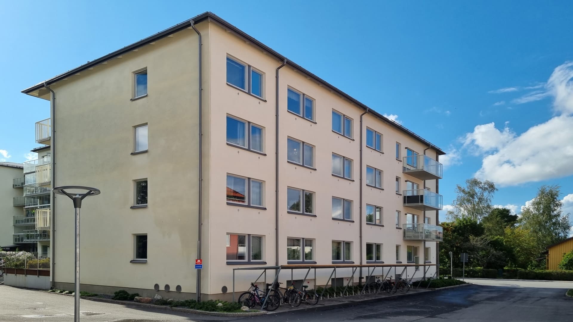 Gärdesvägen 8 i Vallentuna