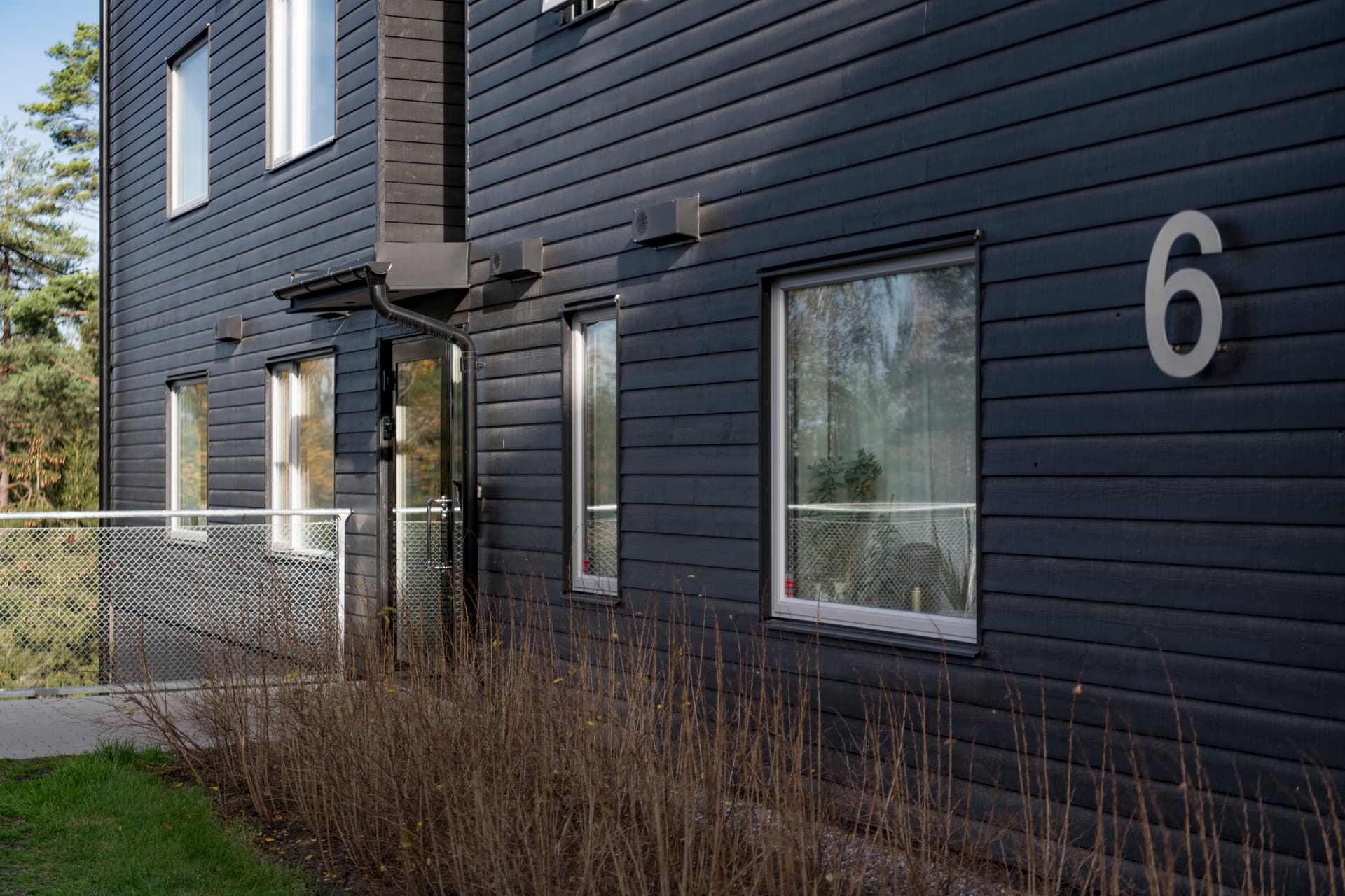 Tant Gröns Väg 6 i Uttran