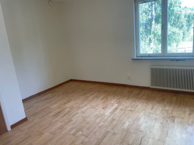 Karlsbergsvägen 25 i Holsbybrunn