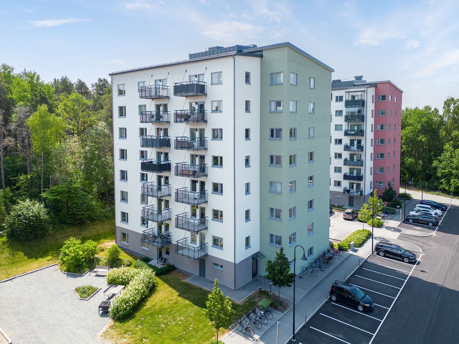 Bil Oskars gata 4 i Enköping