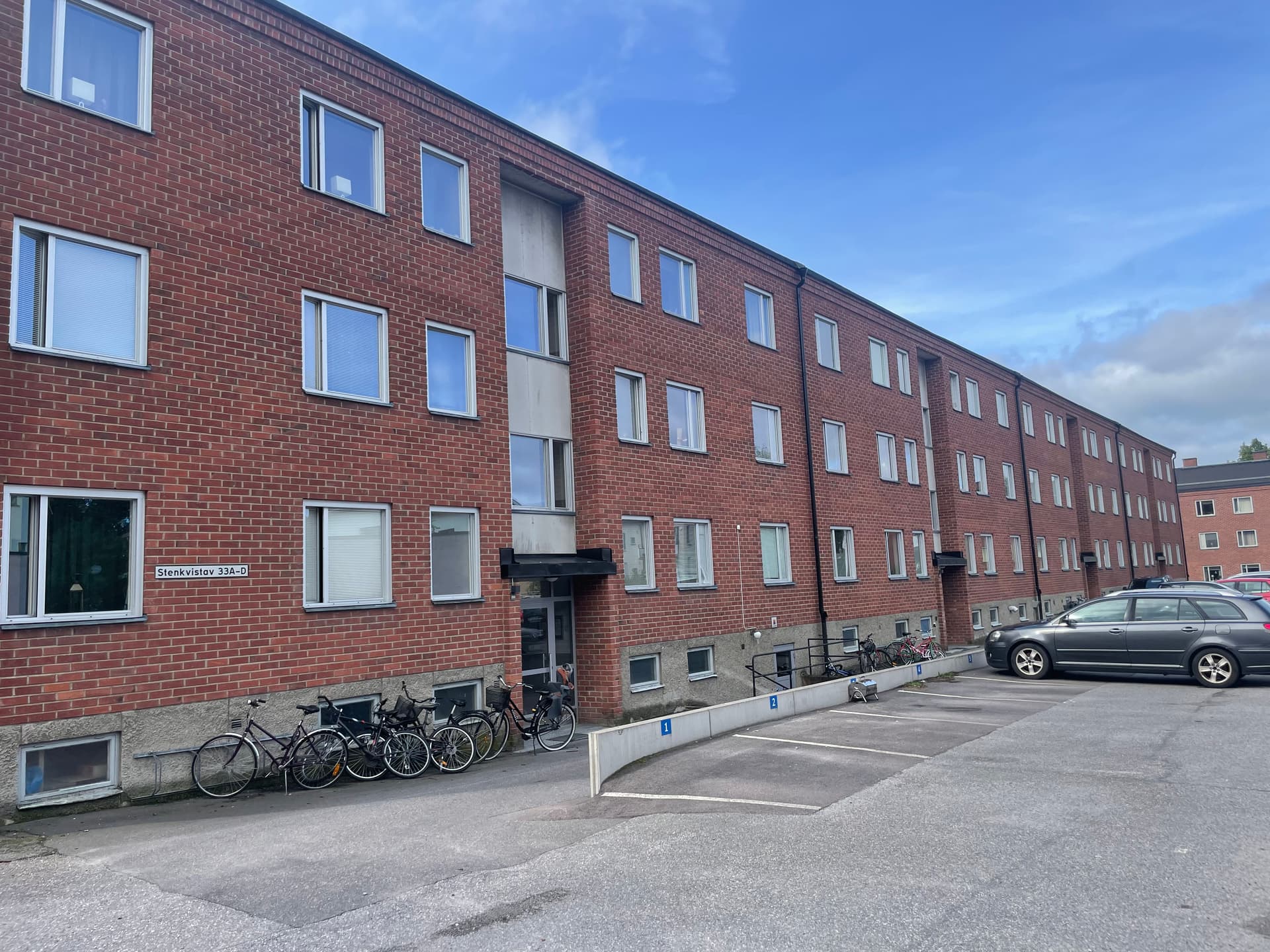 Stenkvistavägen 33 A i Eskilstuna