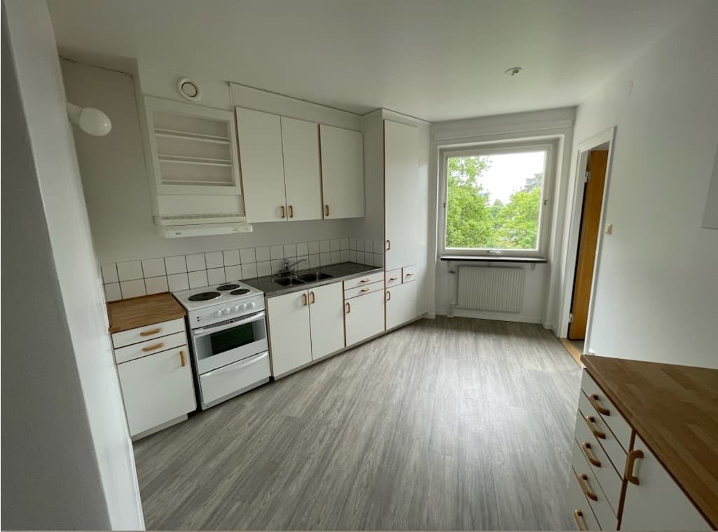 Vitmåragatan 4 i Västerås