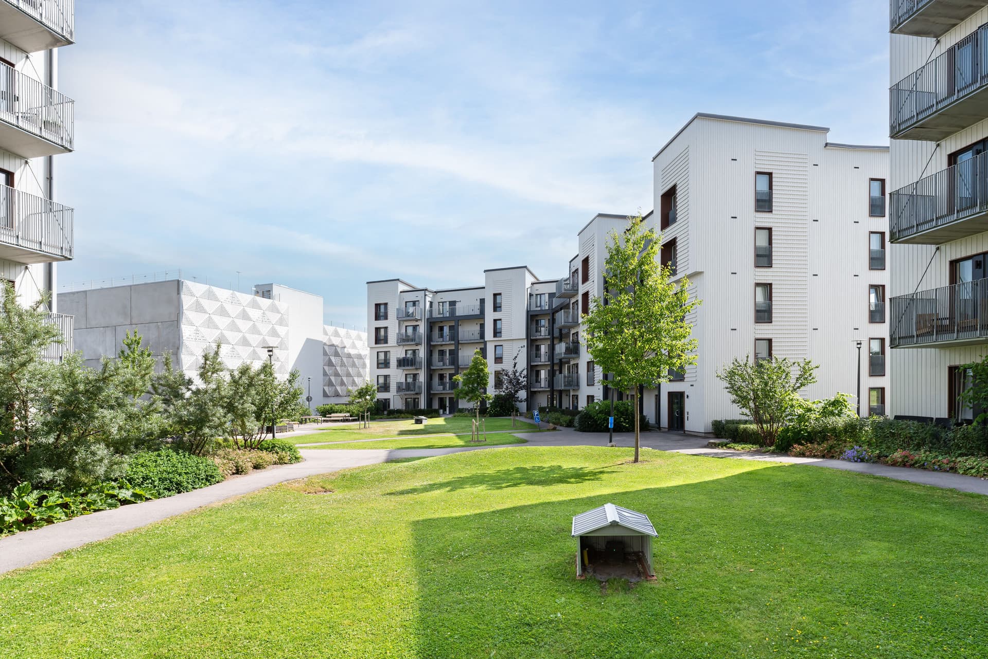 Karlsdalsallén 14A i Örebro