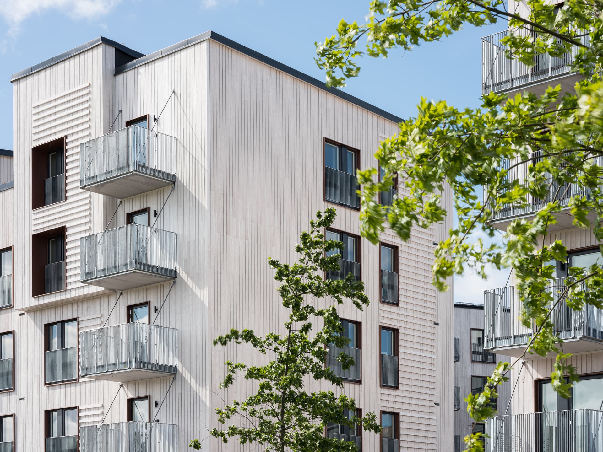 Karlsdalsallén B 16 i Örebro