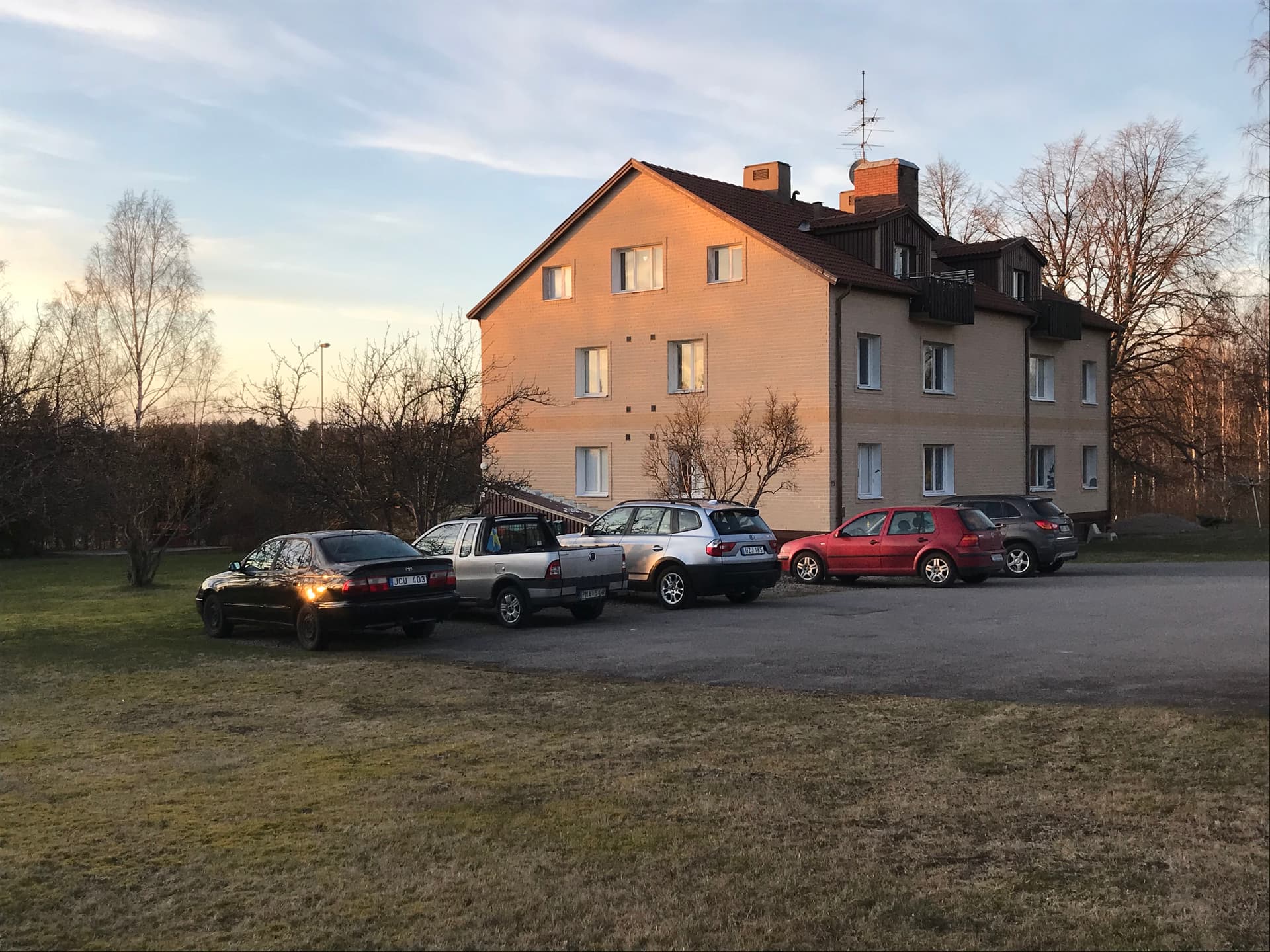 Karlsbergsvägen 25 i Holsbybrunn