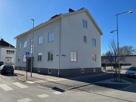 Drottninggatan 12 i Vara