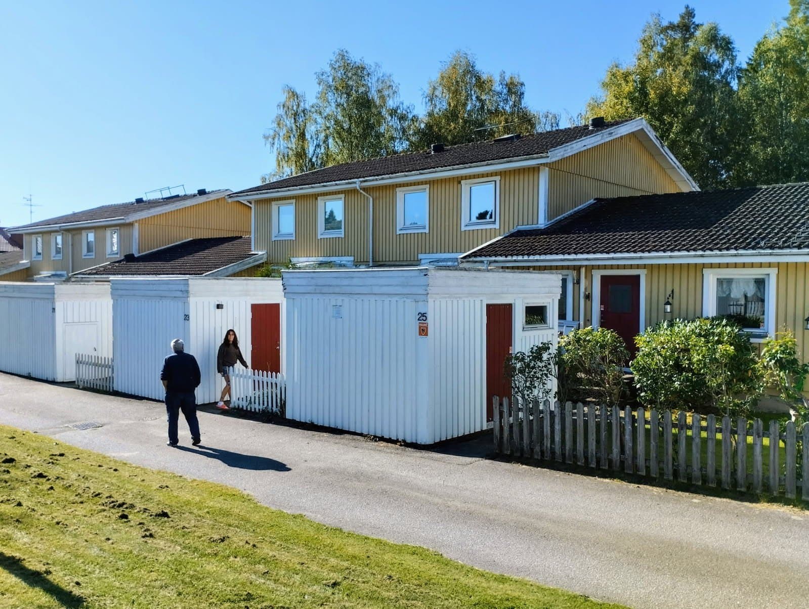 Vårlöksvägen i Lyrestad