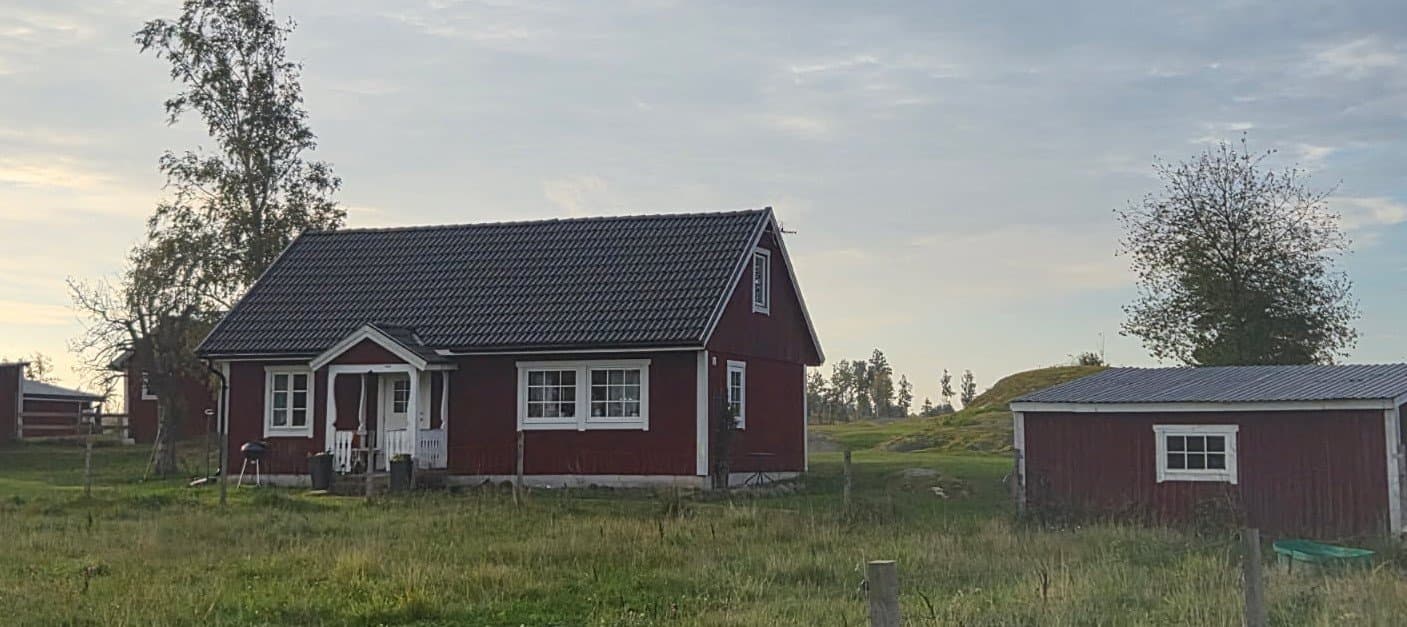 Bröttjestad gård i Vikingstad