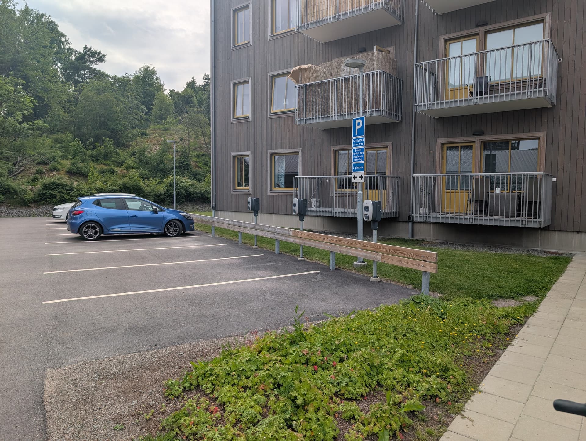 Trollsmultronvägen i Varberg