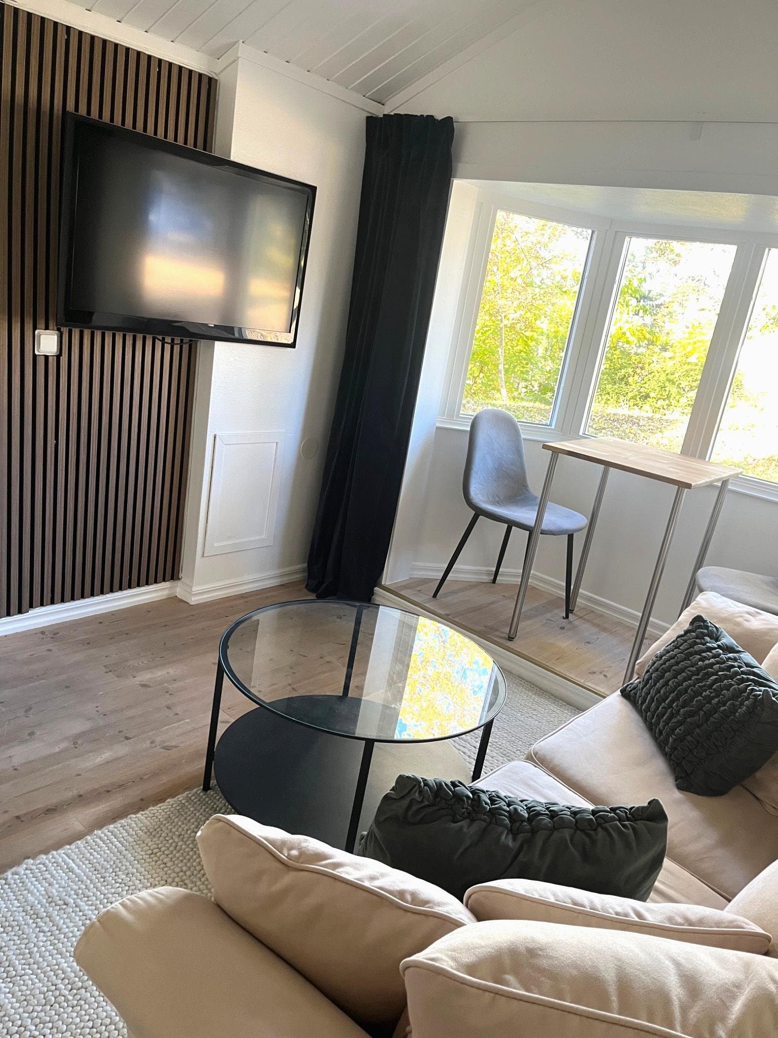 Backamovägen i Saltsjö-boo