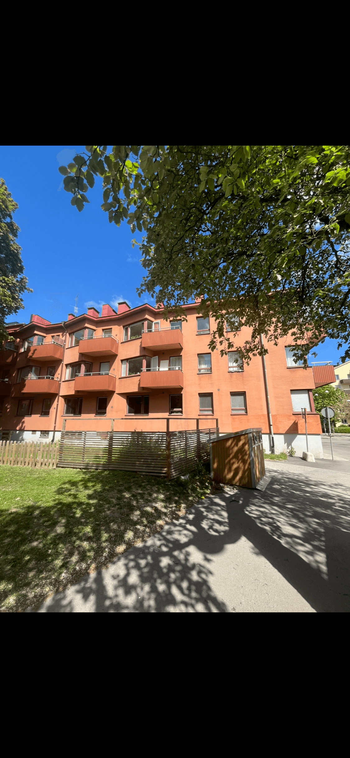 Råsundavägen i Solna