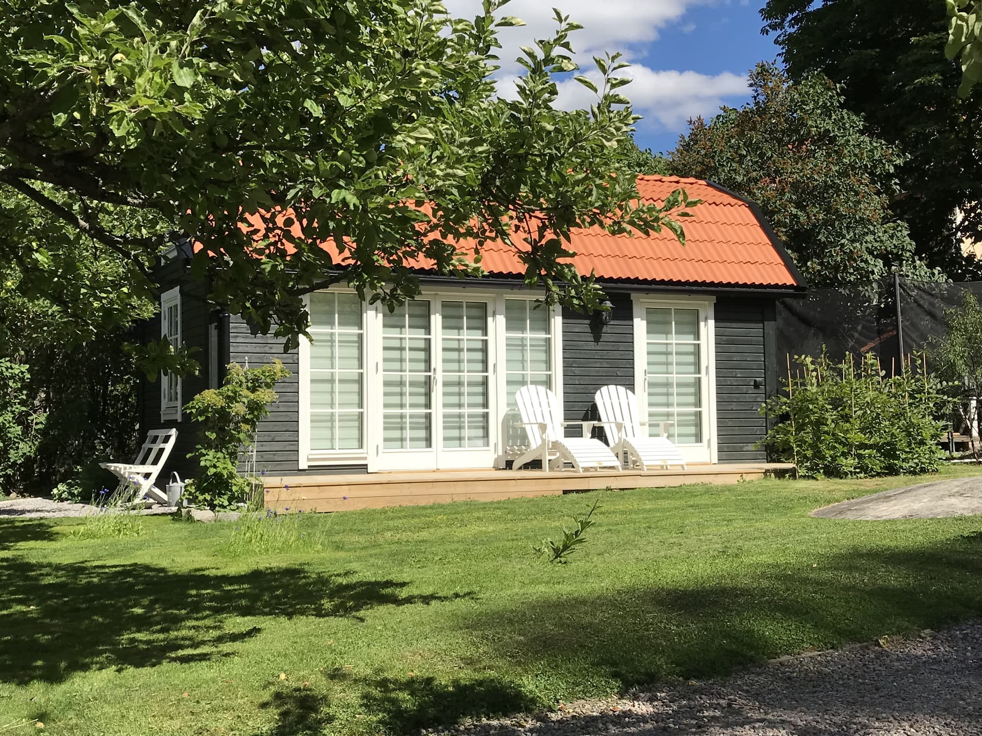 Karlsrovägen i Danderyd