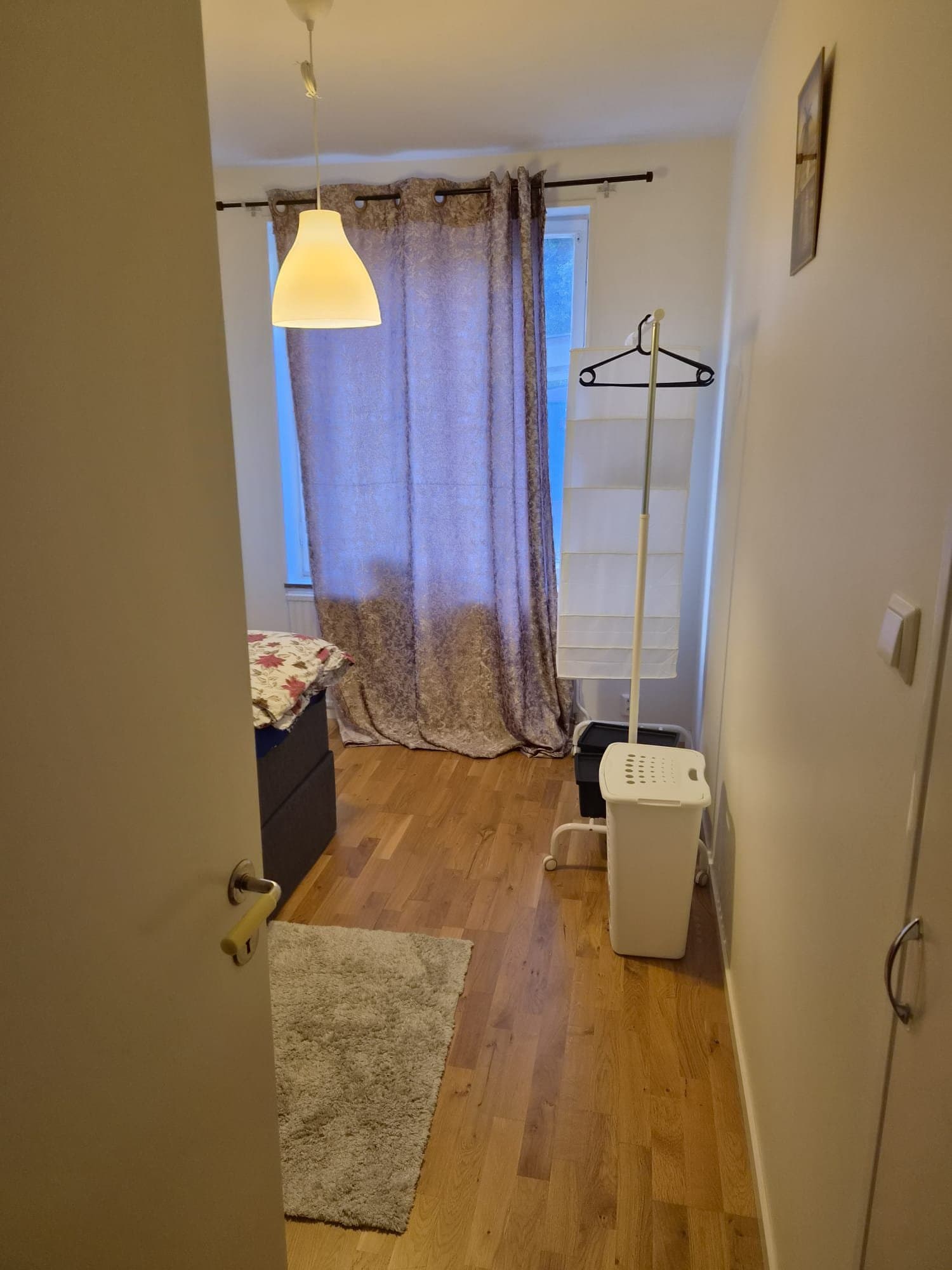 Härbrevägen i Skogås