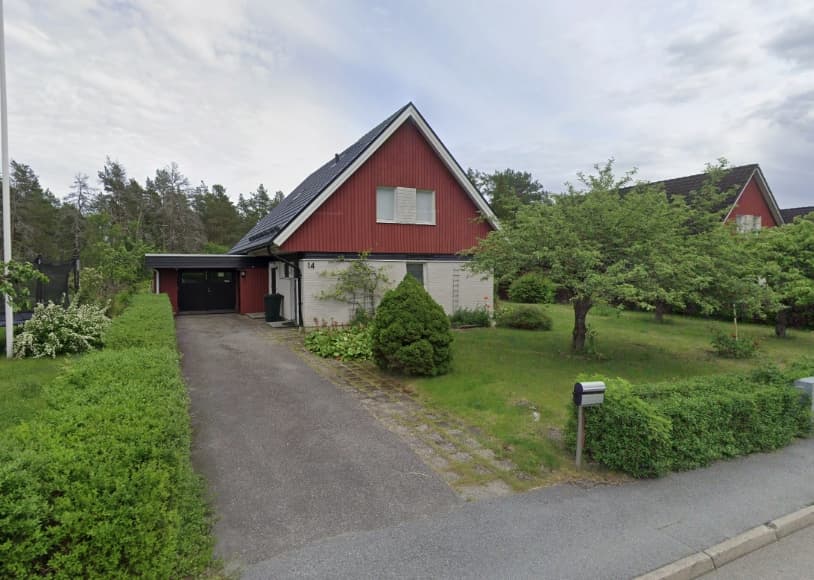 Furuvägen 14 i Hallstavik
