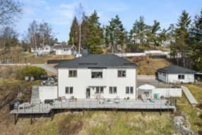 Krönvägen 10 i Saltsjö-boo