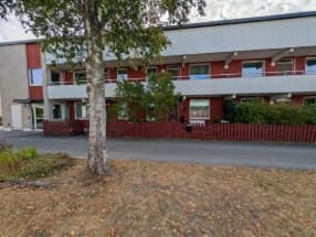 Lomvägen 42 i Sollentuna