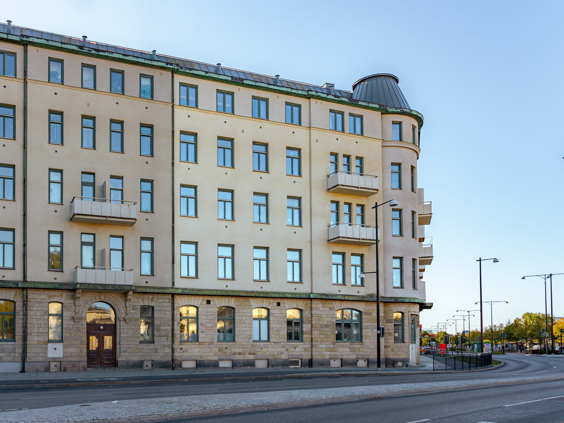 Järnvägsgatan 2 i Örebro