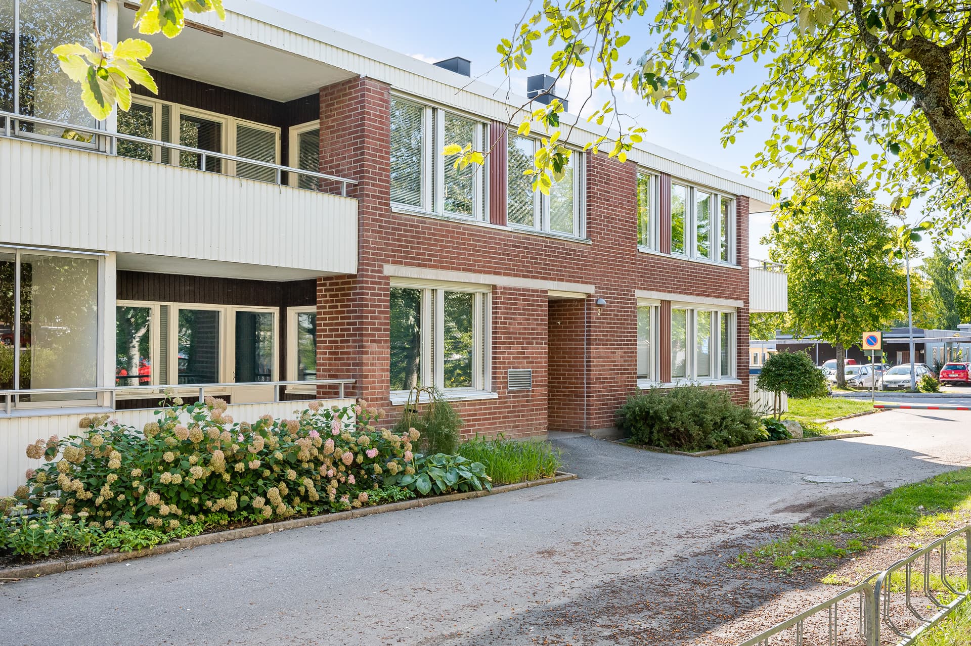 Skogvaktarvägen 13 i Södertälje