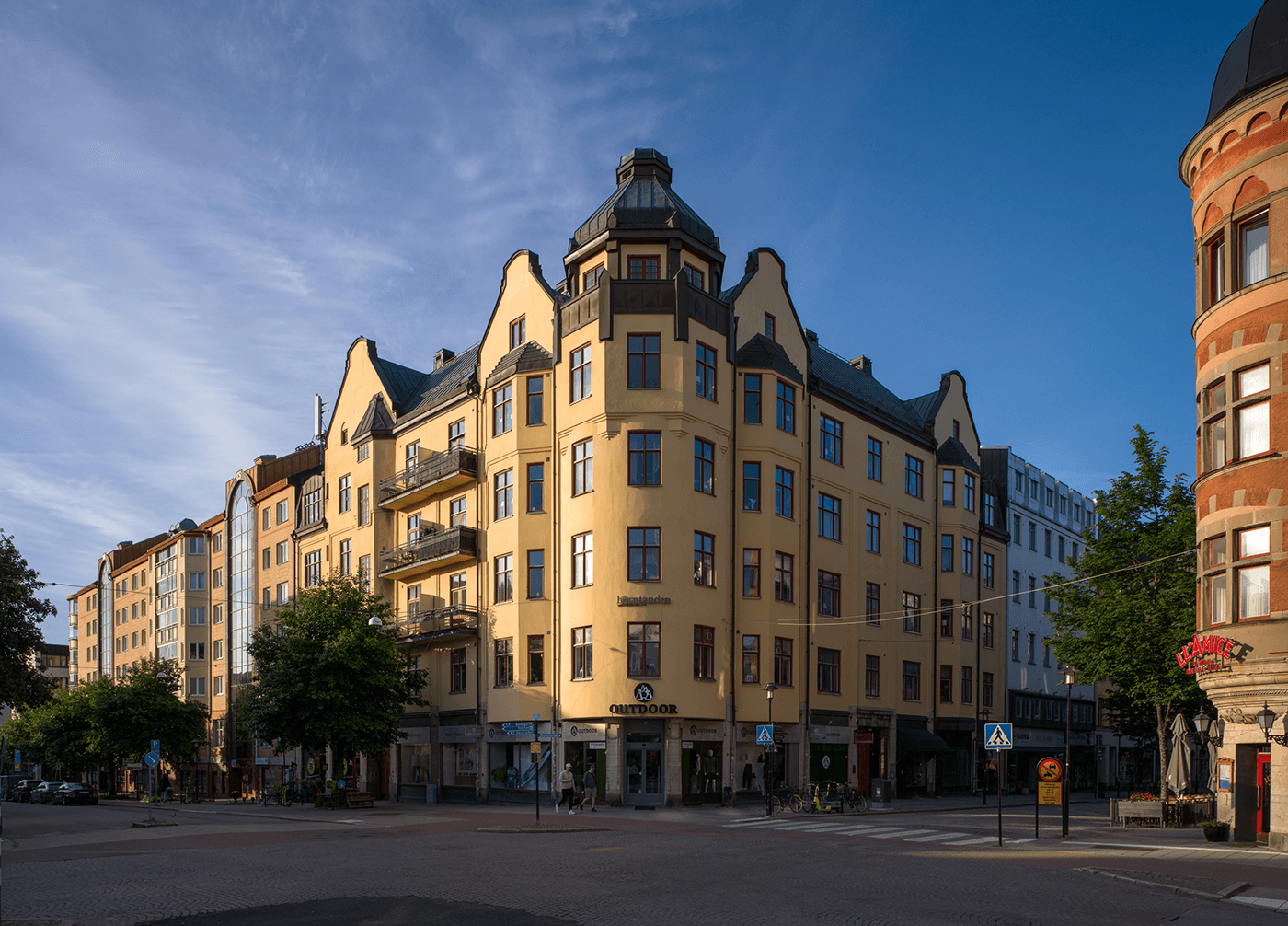 Järnvägsgatan 14 i Örebro