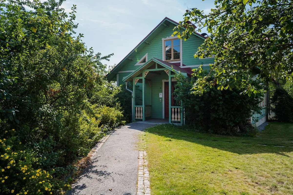 Rotebergsvägen i Sollentuna