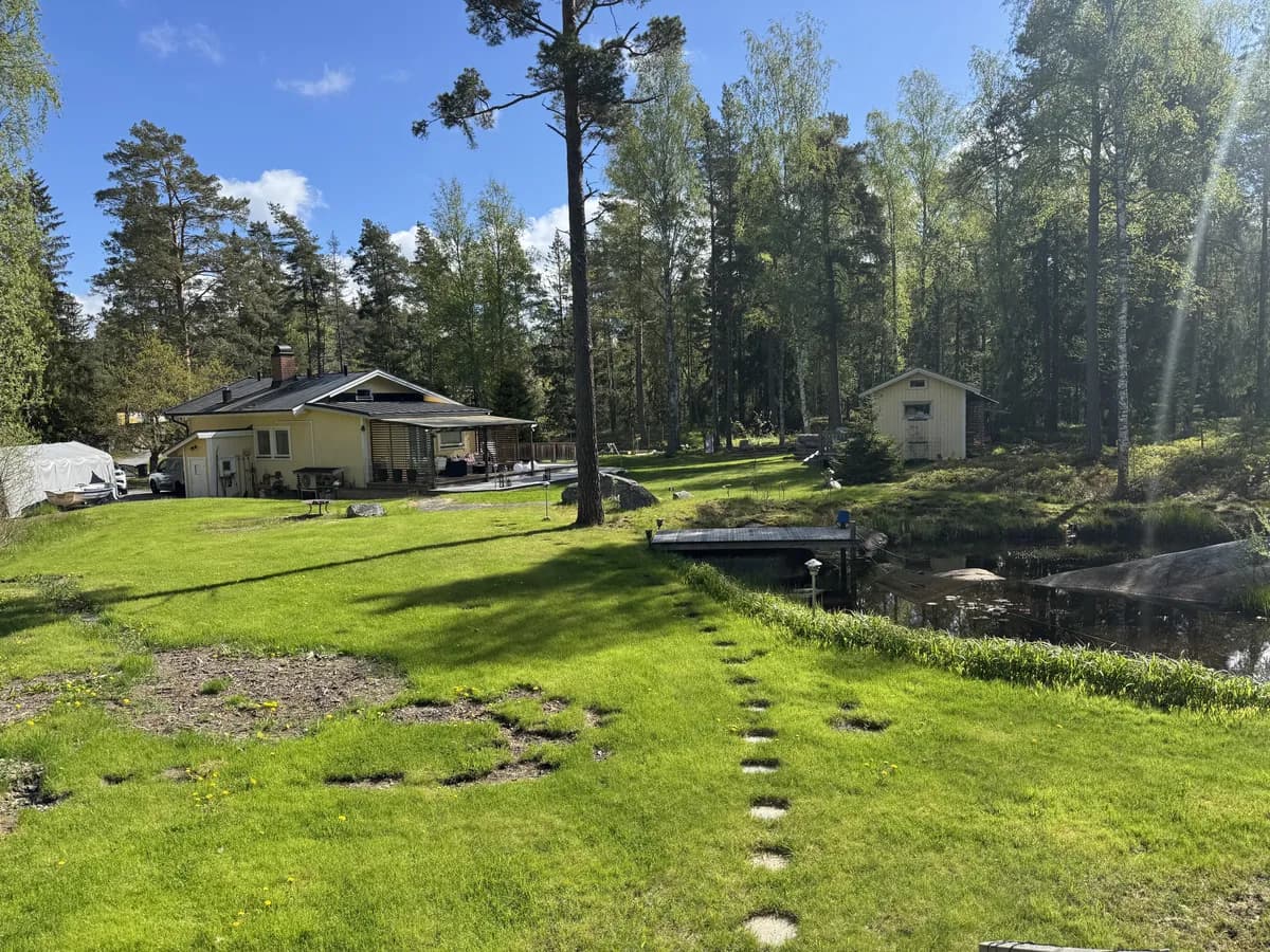 Enbuskvägen i Ingarö