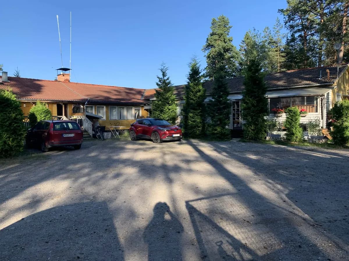 Largbacksvägen i Riala