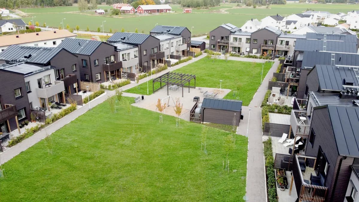 Törnsångarevägen i Linghem