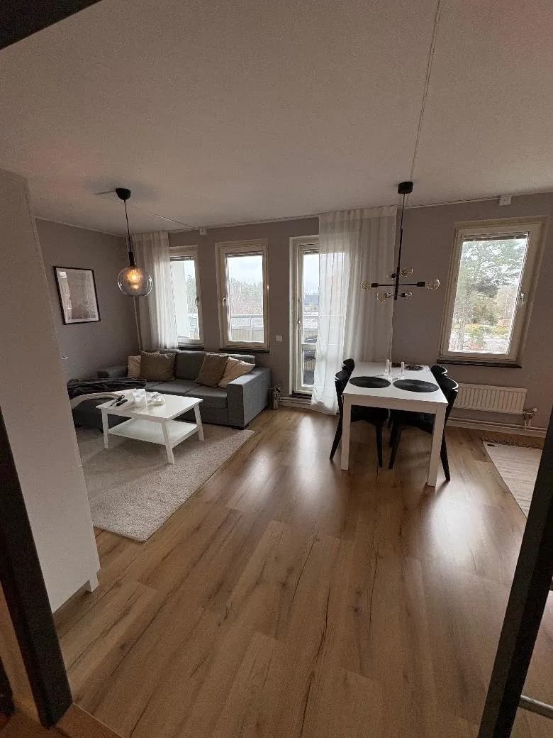 Skarpövägen i Saltsjö-boo