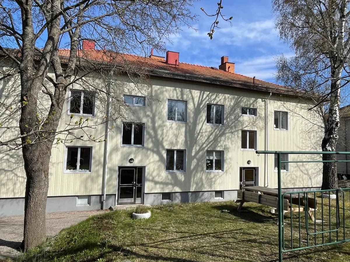 Klostergatan i Eskisltuna