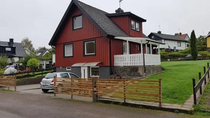 Rödluvegatan i Borås