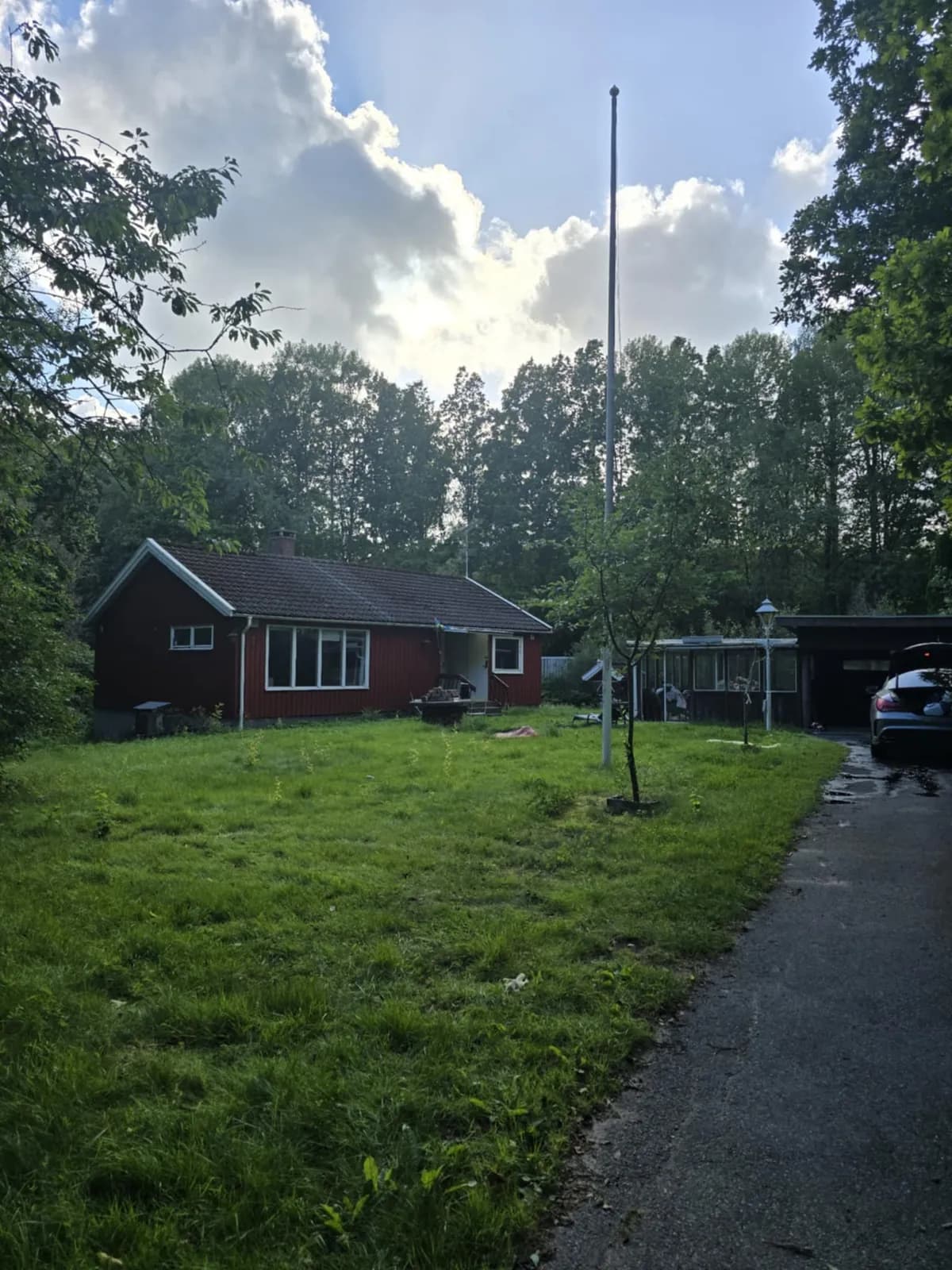 Hällingsjö kvarnväg i Hällingsjö