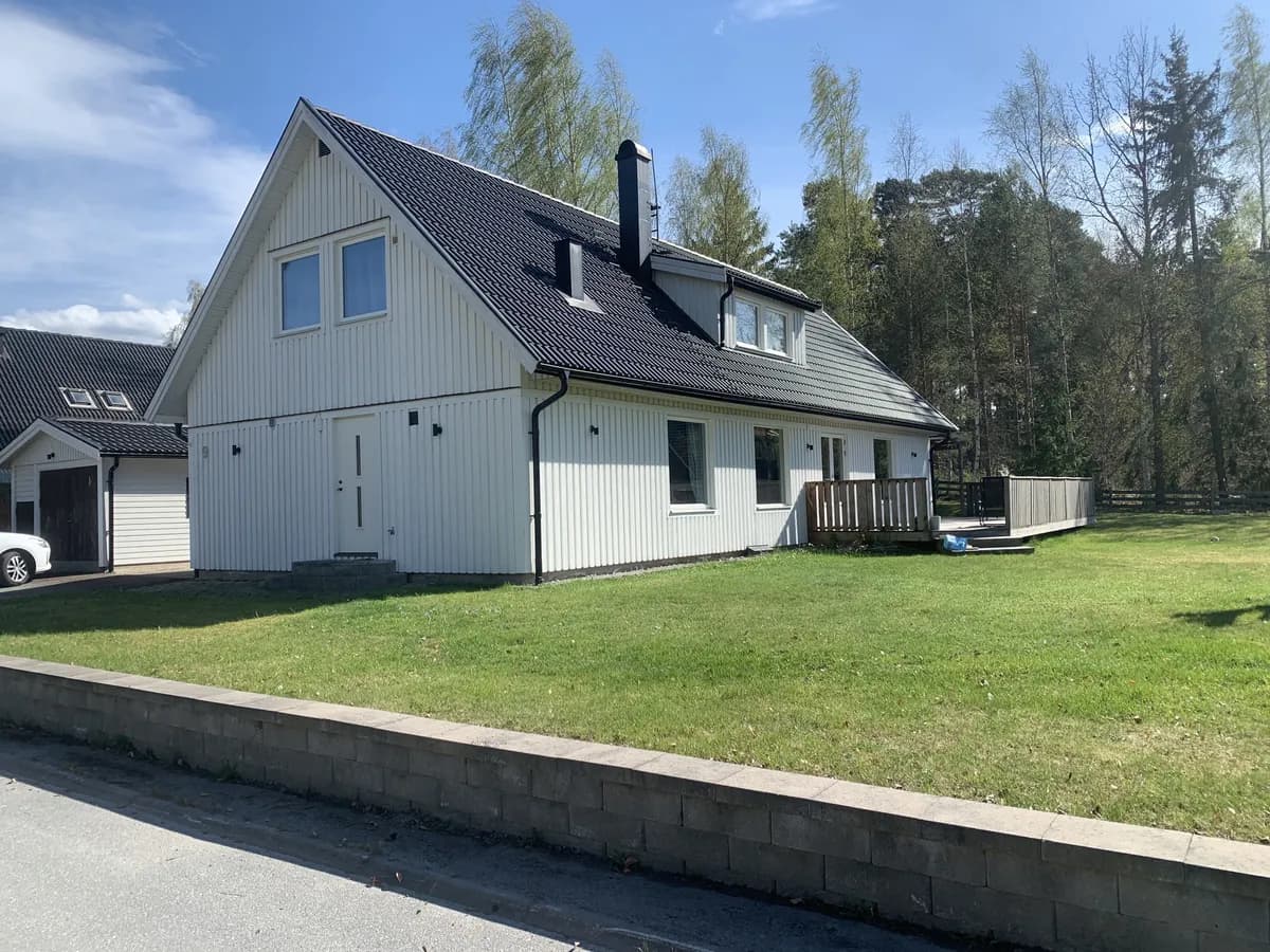 Skogsklockevägen i Bro