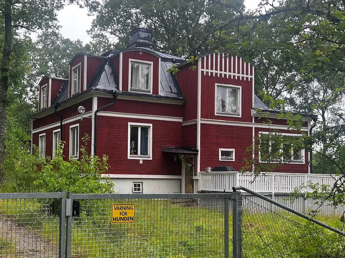 Ådö skogsväg i Bro