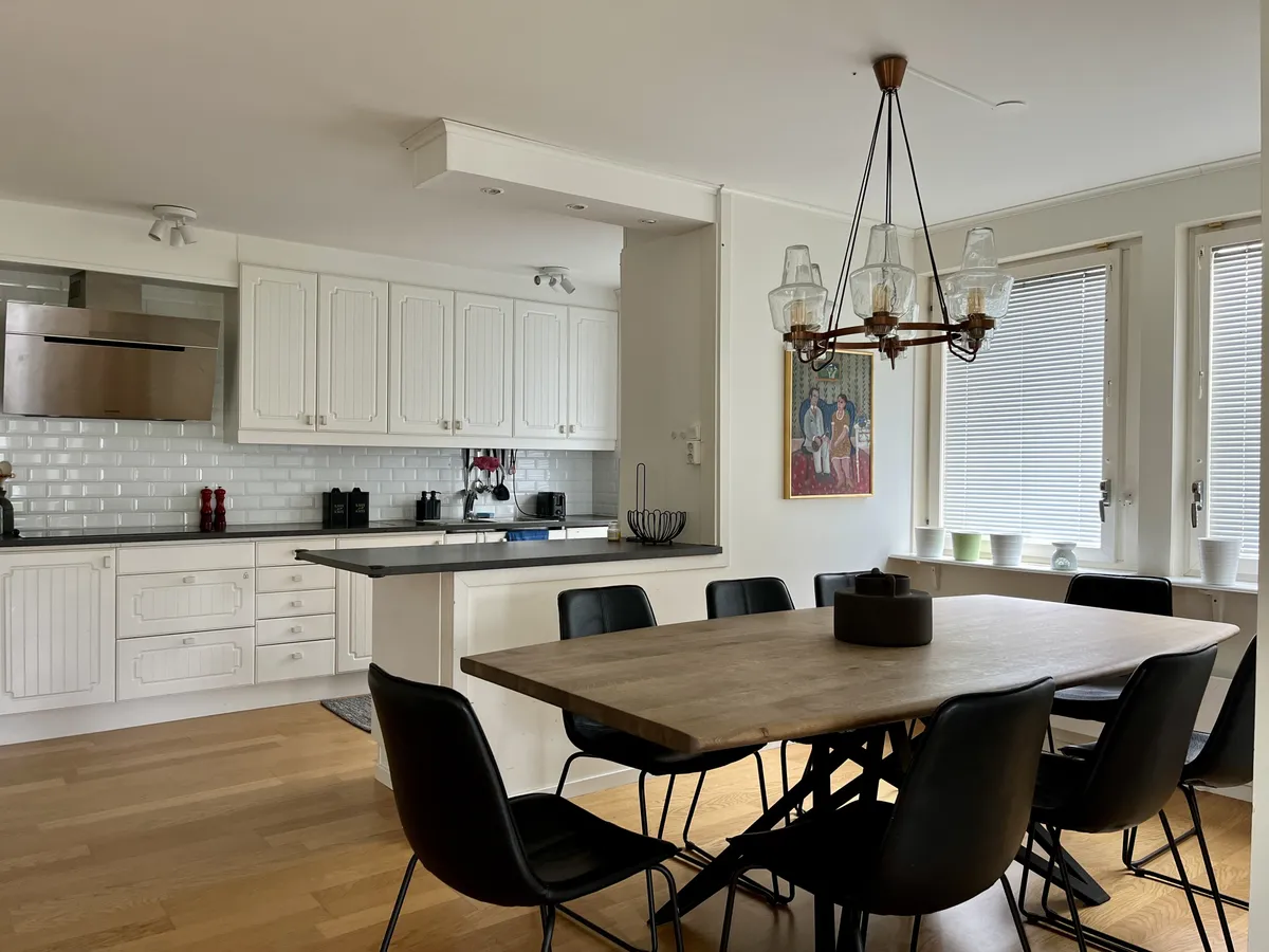 Tibastvägen i Hässelby