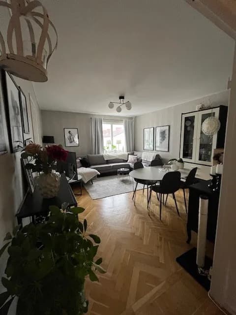 Odensvivägen i Köping